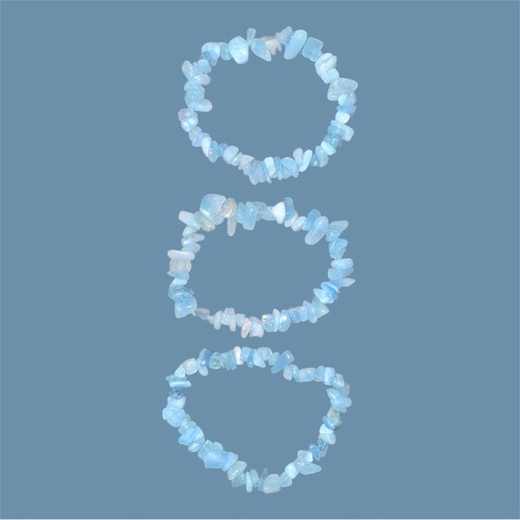 Vintage Aquamarine Crystal Chip Stretch Bracelet 
Stack of three. - Picture 1 of 4